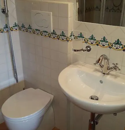 Bed & Breakfast Casa Falcone 4*