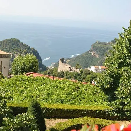 Alojamento de Acomodação e Pequeno-almoço Casa Falcone