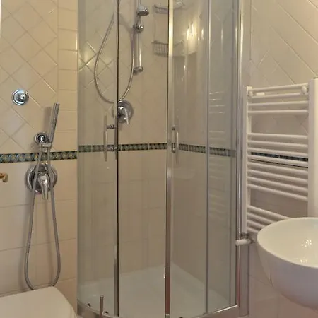 ベッド・アンド・ブレックファスト カサ ファルコーネ B＆b